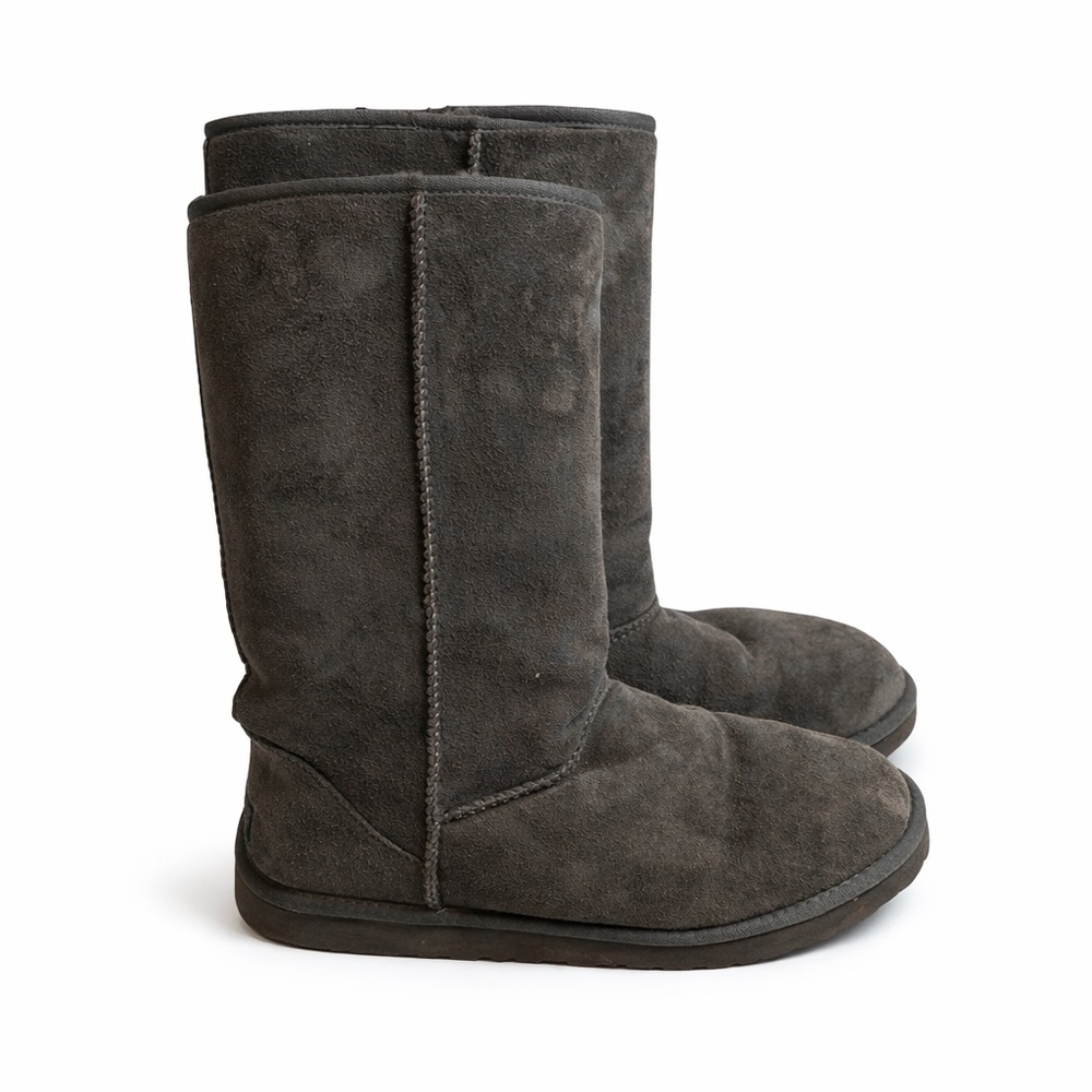 UGG gray Suede Boots